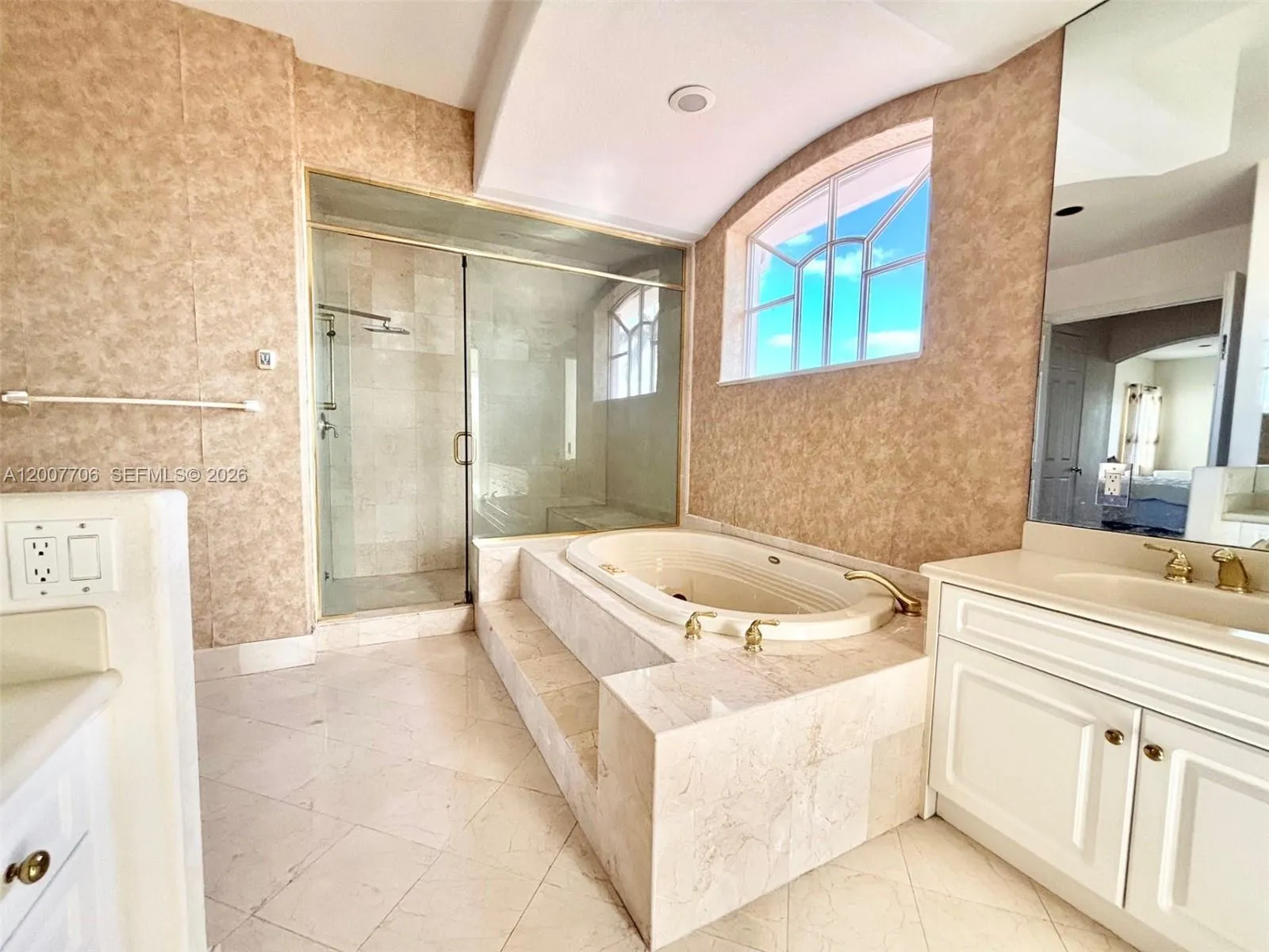 1141 Waterside Ln, Hollywood, Florida 33019, Hollywood, Florida 33019, 5 Bedrooms Bedrooms, ,4 BathroomsBathrooms,Residential,For Sale,1141 Waterside Ln, Hollywood, Florida 33019,A12007706