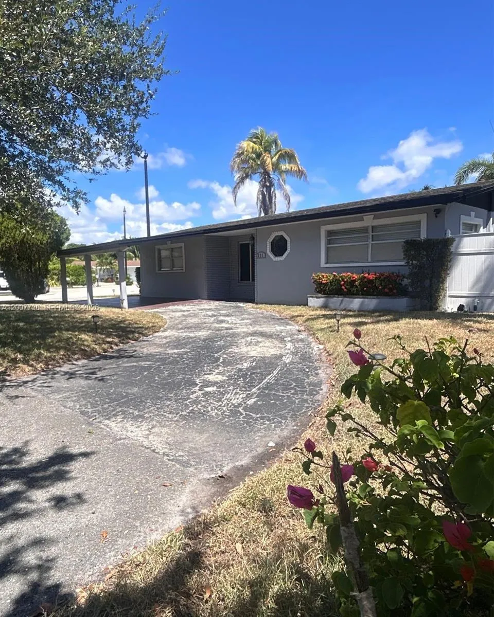 221 Ne 24th St, Pompano Beach, Florida 33064, Pompano Beach, Florida 33064, 3 Bedrooms Bedrooms, ,2 BathroomsBathrooms,Residential,For Sale,221 Ne 24th St, Pompano Beach, Florida 33064,A12007730