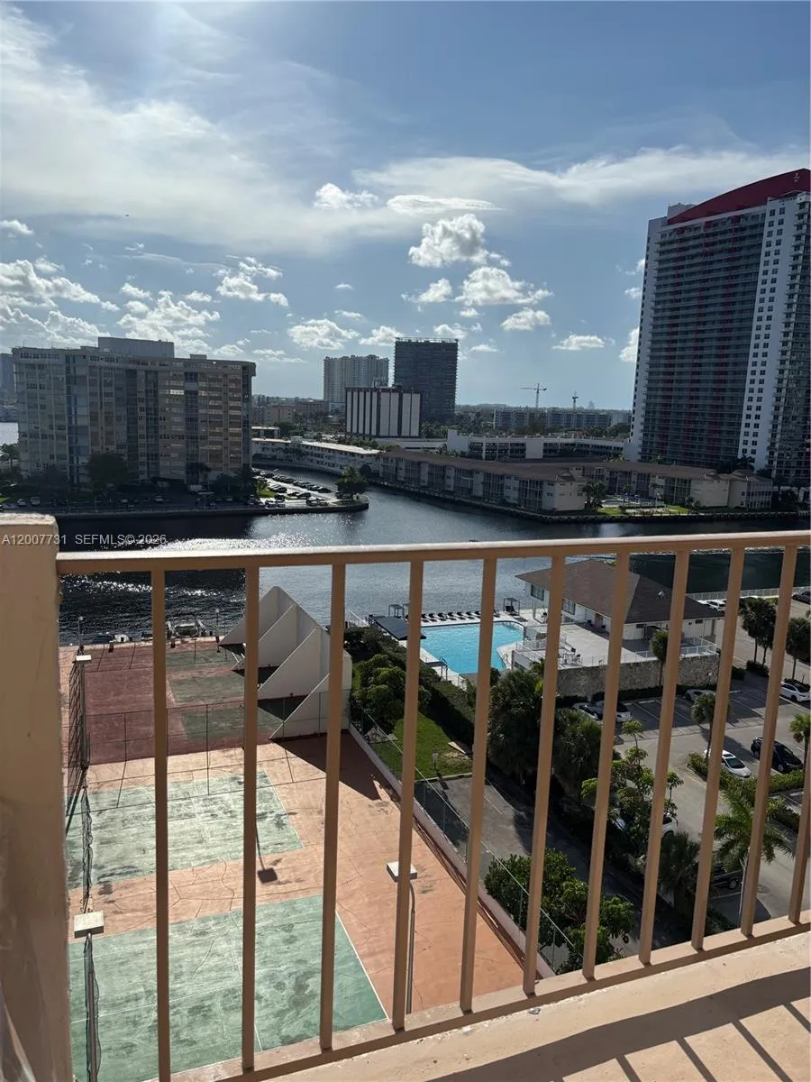 1865 S Ocean Dr 4l, Hallandale Beach, Florida 3300, Hallandale Beach, Florida 33009, 1 Bedroom Bedrooms, ,2 BathroomsBathrooms,Residential,For Sale,1865 S Ocean Dr 4l, Hallandale Beach, Florida 3300,A12007731