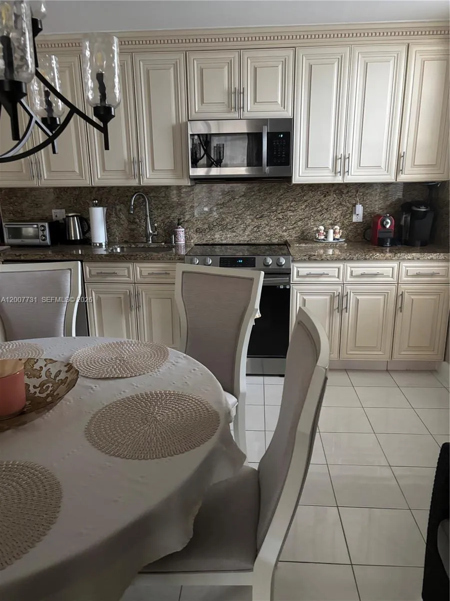 1865 S Ocean Dr 4l, Hallandale Beach, Florida 3300, Hallandale Beach, Florida 33009, 1 Bedroom Bedrooms, ,2 BathroomsBathrooms,Residential,For Sale,1865 S Ocean Dr 4l, Hallandale Beach, Florida 3300,A12007731