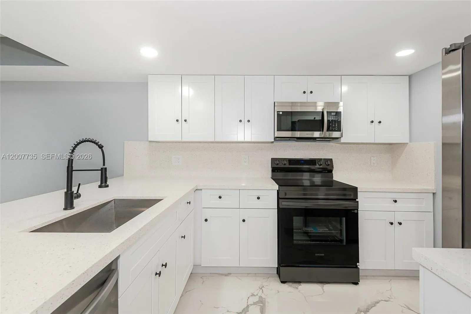 7111 Sw 42nd Pl, Davie, Florida 33314, Davie, Florida 33314, 2 Bedrooms Bedrooms, ,2 BathroomsBathrooms,Residential,For Sale,7111 Sw 42nd Pl, Davie, Florida 33314,A12007735