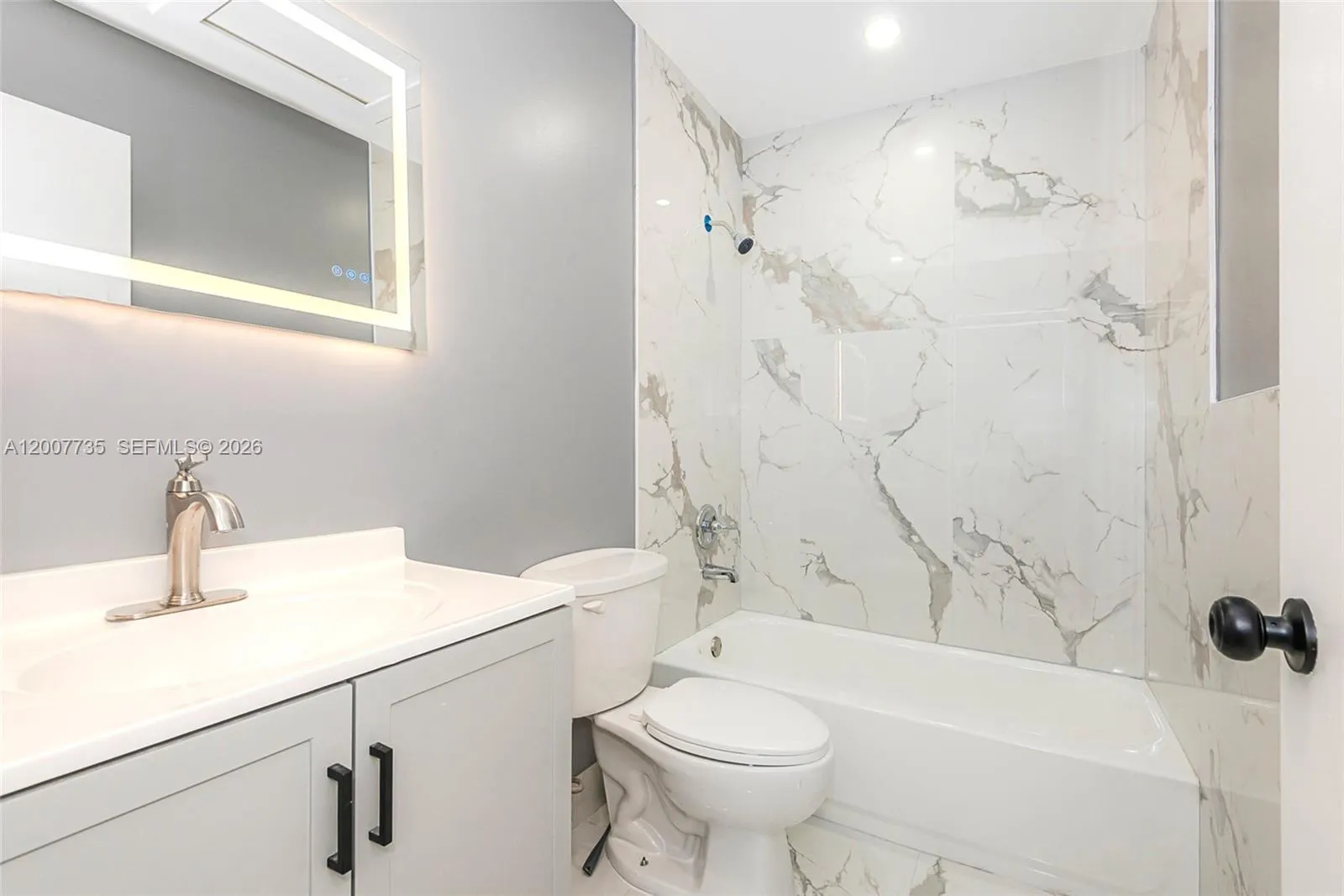 7111 Sw 42nd Pl, Davie, Florida 33314, Davie, Florida 33314, 2 Bedrooms Bedrooms, ,2 BathroomsBathrooms,Residential,For Sale,7111 Sw 42nd Pl, Davie, Florida 33314,A12007735