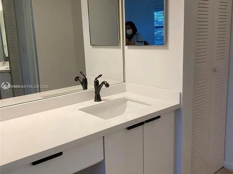 Pembroke Pines, Florida 33027, 2 Bedrooms Bedrooms, ,2 BathroomsBathrooms,Residential,For Sale,A12007669