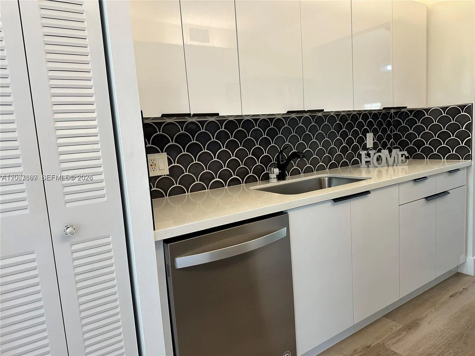 Pembroke Pines, Florida 33027, 2 Bedrooms Bedrooms, ,2 BathroomsBathrooms,Residential,For Sale,A12007669