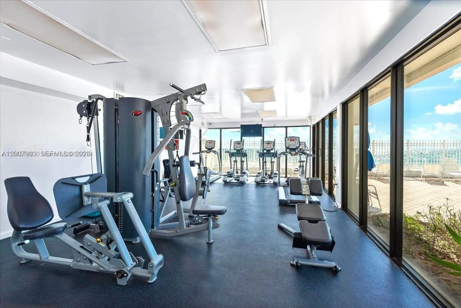 3505 S Ocean Dr 1103, Hollywood, Florida 33019, Hollywood, Florida 33019, 1 Bedroom Bedrooms, ,1 BathroomBathrooms,Residential Lease,For Rent,3505 S Ocean Dr 1103, Hollywood, Florida 33019,A12007803