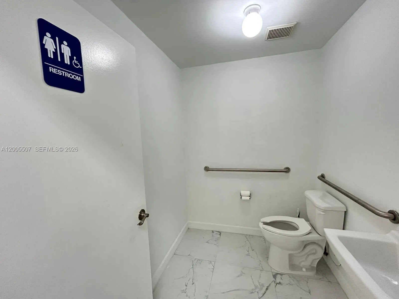 2199 Nw 20th St 1, Miami, Florida 33142, Miami, Florida 33142, ,Commercial Lease,For Rent,2199 Nw 20th St 1, Miami, Florida 33142,A12005507