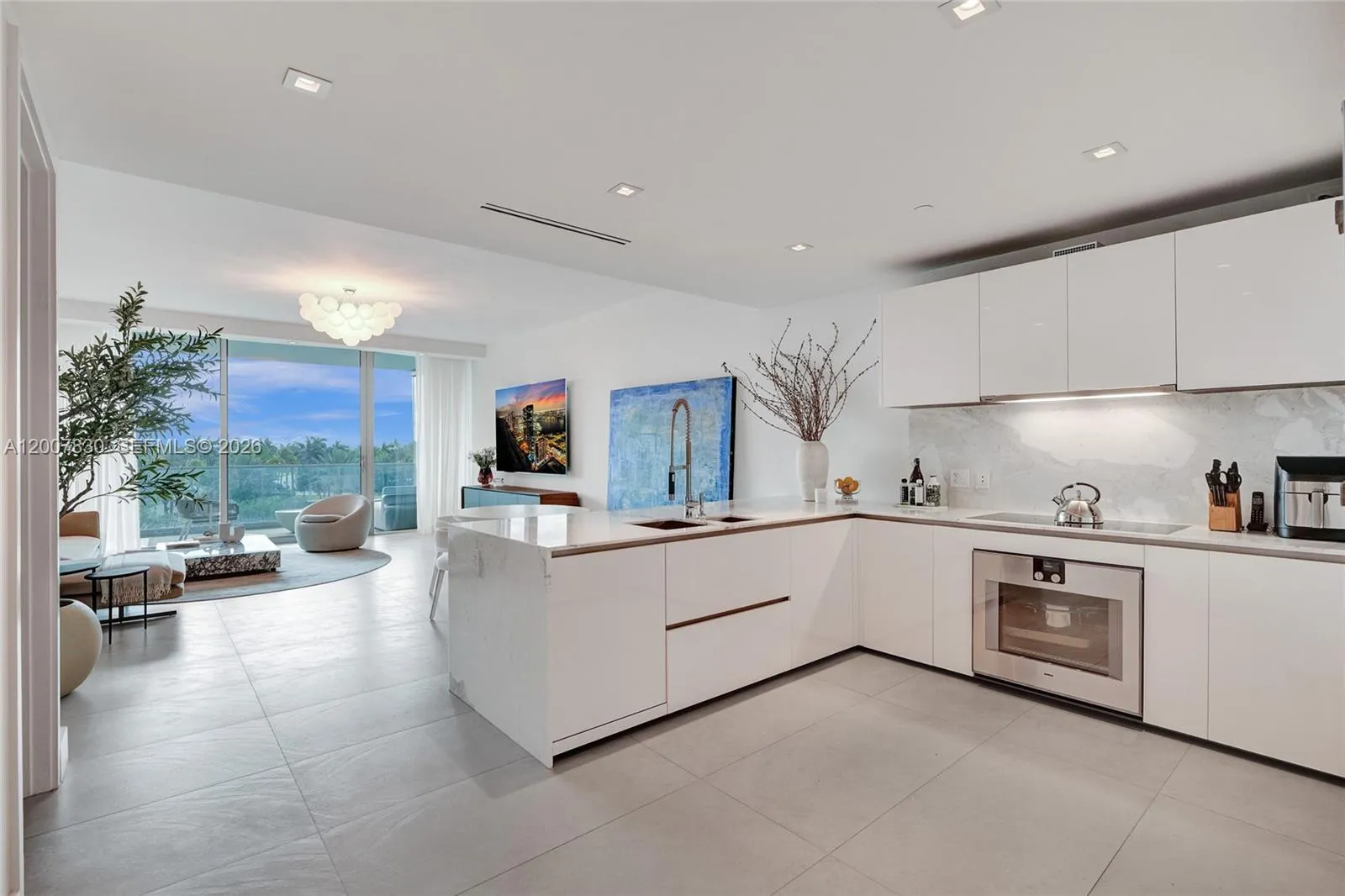 10201 Collins Ave 404, Bal Harbour, Florida 33154, Bal Harbour, Florida 33154, 1 Bedroom Bedrooms, ,1 BathroomBathrooms,Residential,For Sale,10201 Collins Ave 404, Bal Harbour, Florida 33154,A12007830