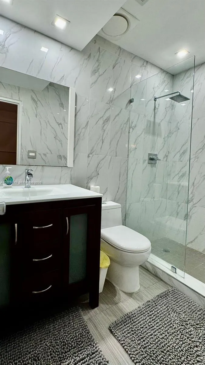 4001 S Ocean Dr Ph3, Hollywood, Florida 33019, Hollywood, Florida 33019, 2 Bedrooms Bedrooms, ,2 BathroomsBathrooms,Residential Lease,For Rent,4001 S Ocean Dr Ph3, Hollywood, Florida 33019,A12005379