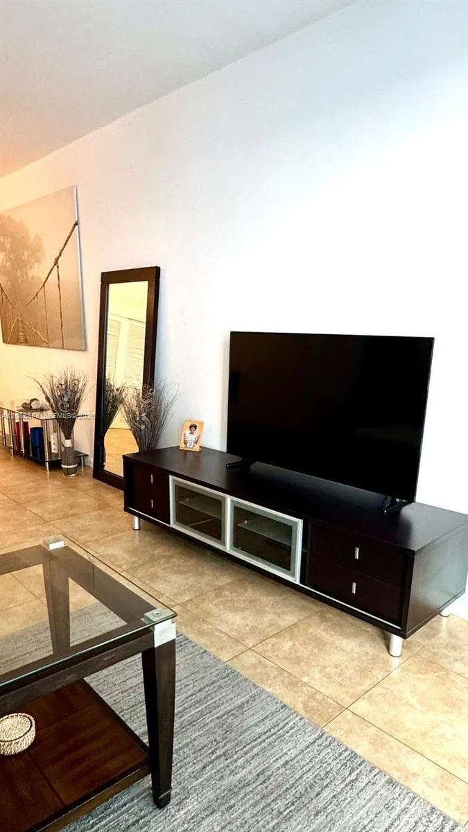 4001 S Ocean Dr Ph3, Hollywood, Florida 33019, Hollywood, Florida 33019, 2 Bedrooms Bedrooms, ,2 BathroomsBathrooms,Residential Lease,For Rent,4001 S Ocean Dr Ph3, Hollywood, Florida 33019,A12005379