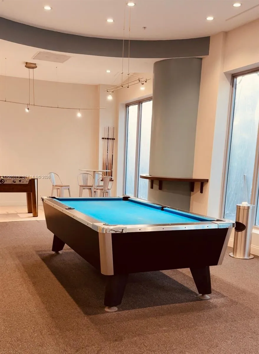 4001 S Ocean Dr Ph3, Hollywood, Florida 33019, Hollywood, Florida 33019, 2 Bedrooms Bedrooms, ,2 BathroomsBathrooms,Residential Lease,For Rent,4001 S Ocean Dr Ph3, Hollywood, Florida 33019,A12005379