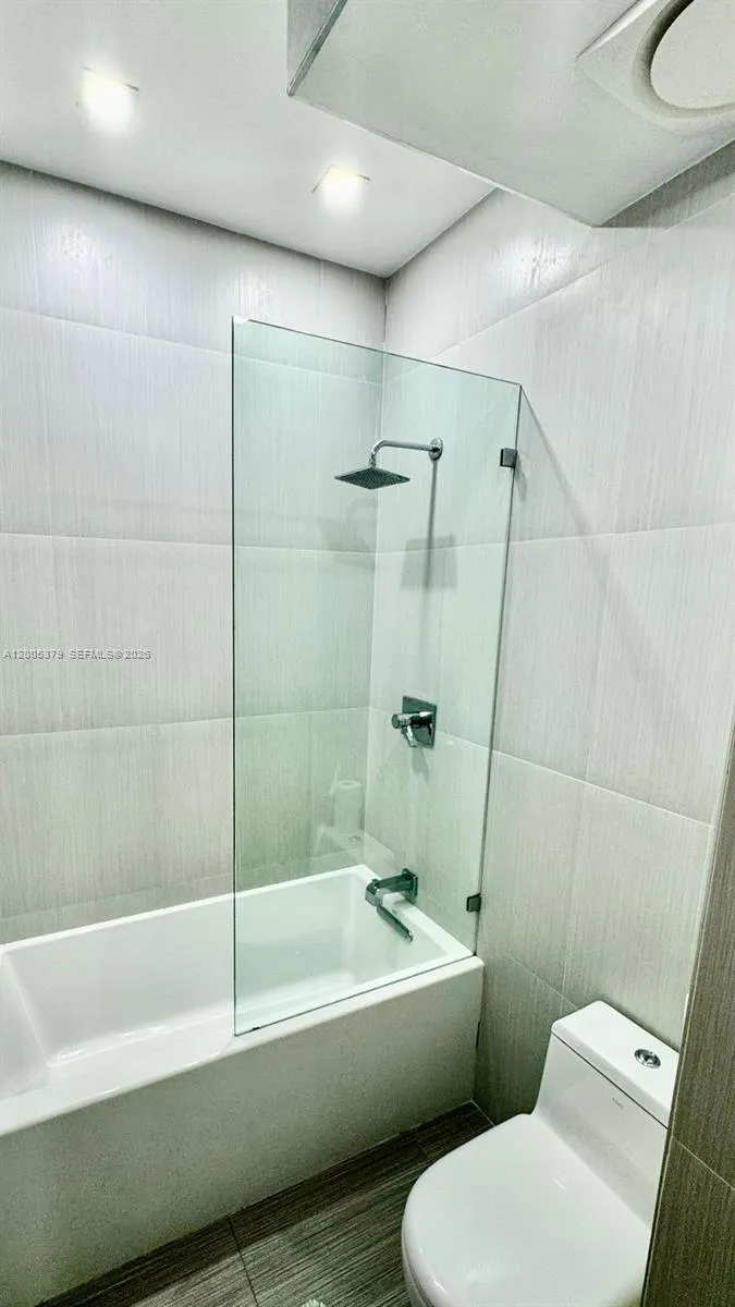 4001 S Ocean Dr Ph3, Hollywood, Florida 33019, Hollywood, Florida 33019, 2 Bedrooms Bedrooms, ,2 BathroomsBathrooms,Residential Lease,For Rent,4001 S Ocean Dr Ph3, Hollywood, Florida 33019,A12005379