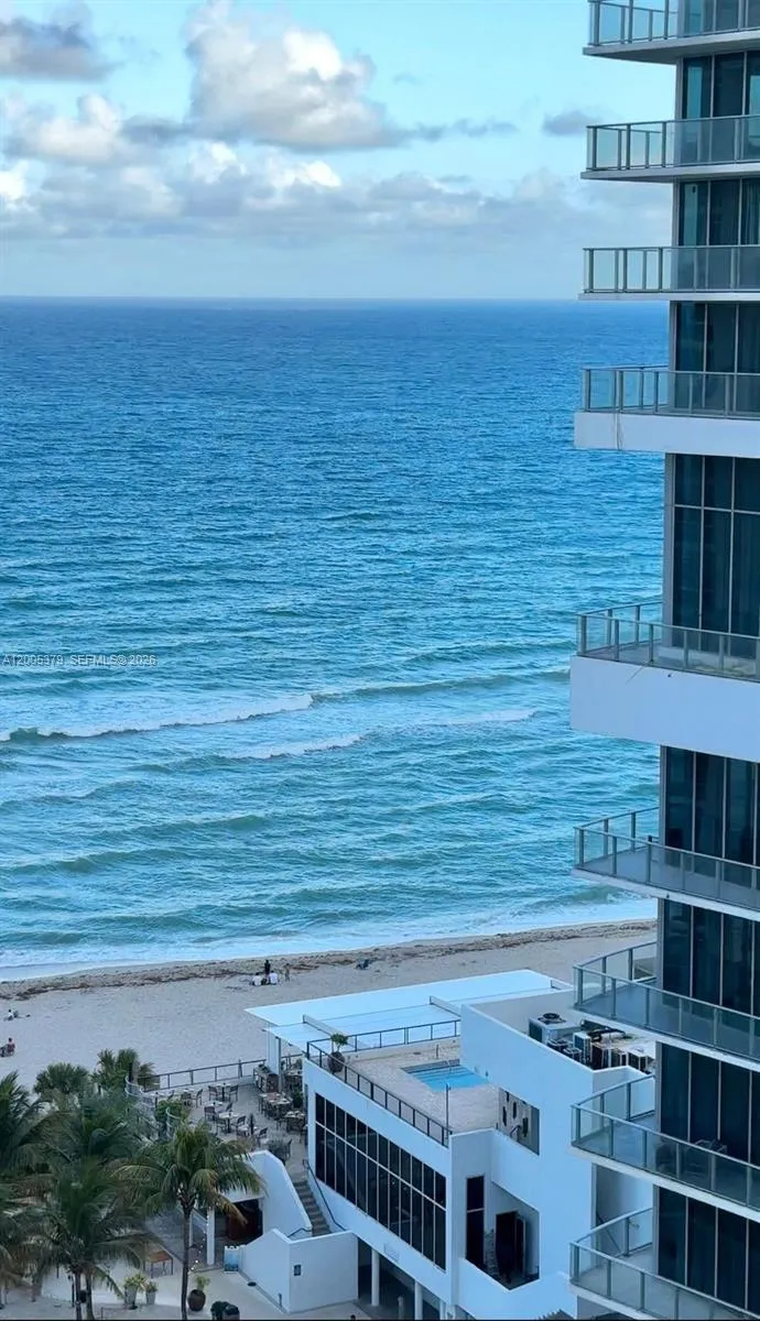4001 S Ocean Dr Ph3, Hollywood, Florida 33019, Hollywood, Florida 33019, 2 Bedrooms Bedrooms, ,2 BathroomsBathrooms,Residential Lease,For Rent,4001 S Ocean Dr Ph3, Hollywood, Florida 33019,A12005379