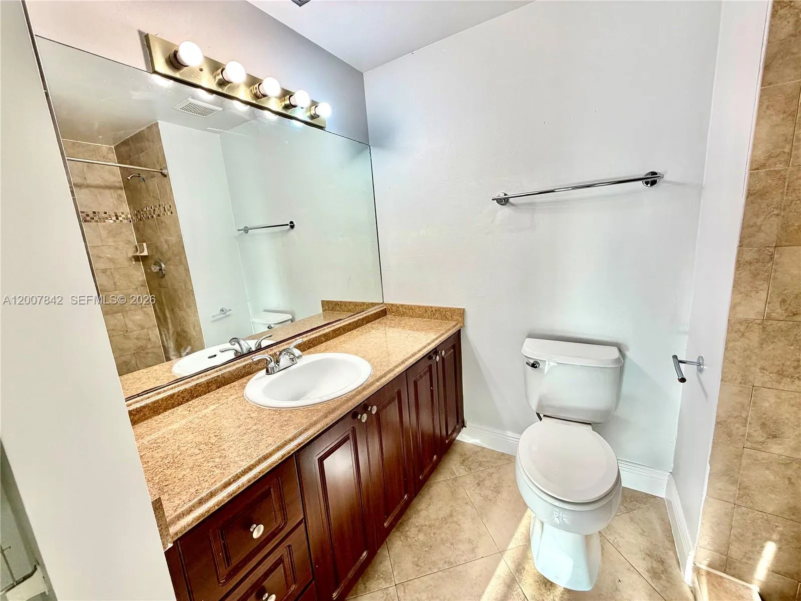 4403 Sw 70th Ter 4403, Davie, Florida 33314, Davie, Florida 33314, 2 Bedrooms Bedrooms, ,2 BathroomsBathrooms,Residential Lease,For Rent,4403 Sw 70th Ter 4403, Davie, Florida 33314,A12007842