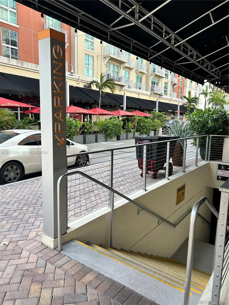 7275 Sw 90th St C612, Miami, Florida 33156, Miami, Florida 33156, 2 Bedrooms Bedrooms, ,2 BathroomsBathrooms,Residential Lease,For Rent,7275 Sw 90th St C612, Miami, Florida 33156,A12007834