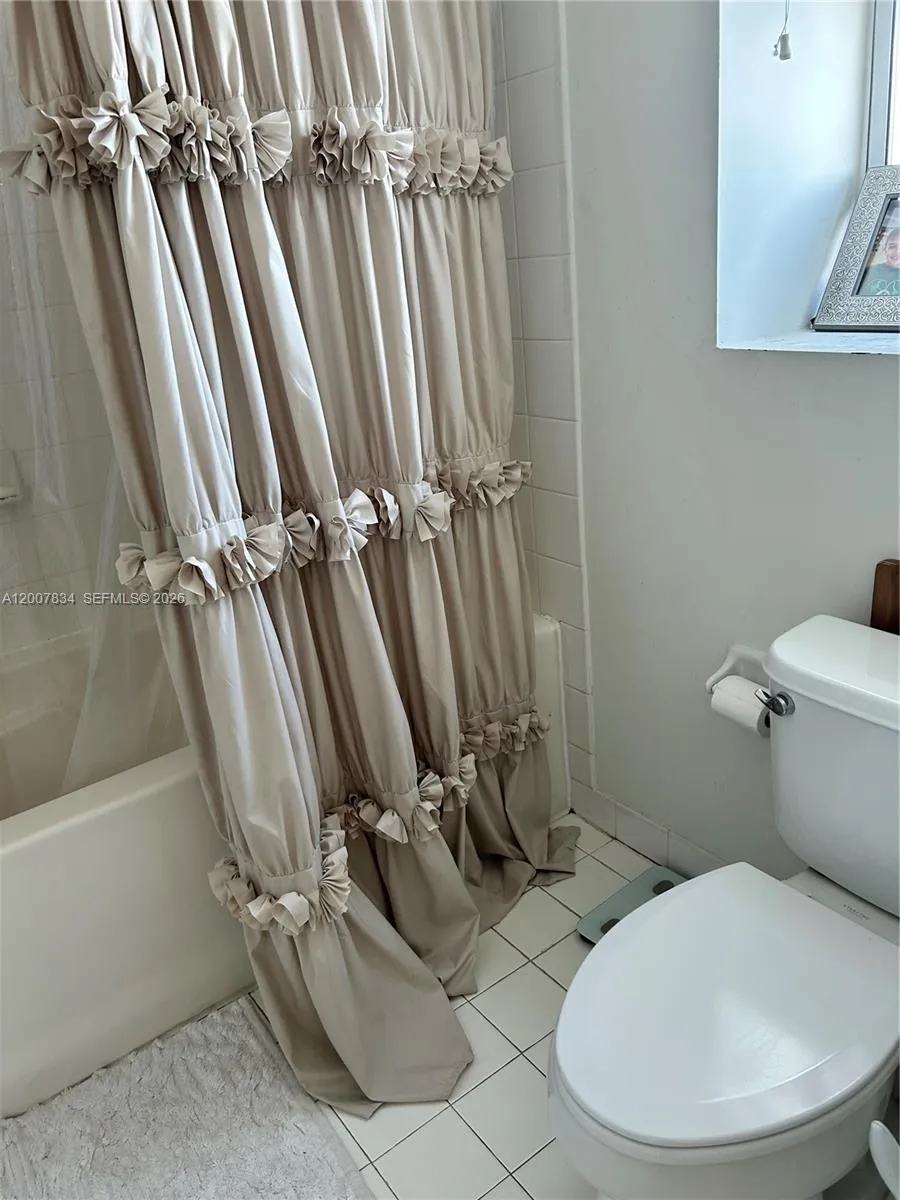 7275 Sw 90th St C612, Miami, Florida 33156, Miami, Florida 33156, 2 Bedrooms Bedrooms, ,2 BathroomsBathrooms,Residential Lease,For Rent,7275 Sw 90th St C612, Miami, Florida 33156,A12007834