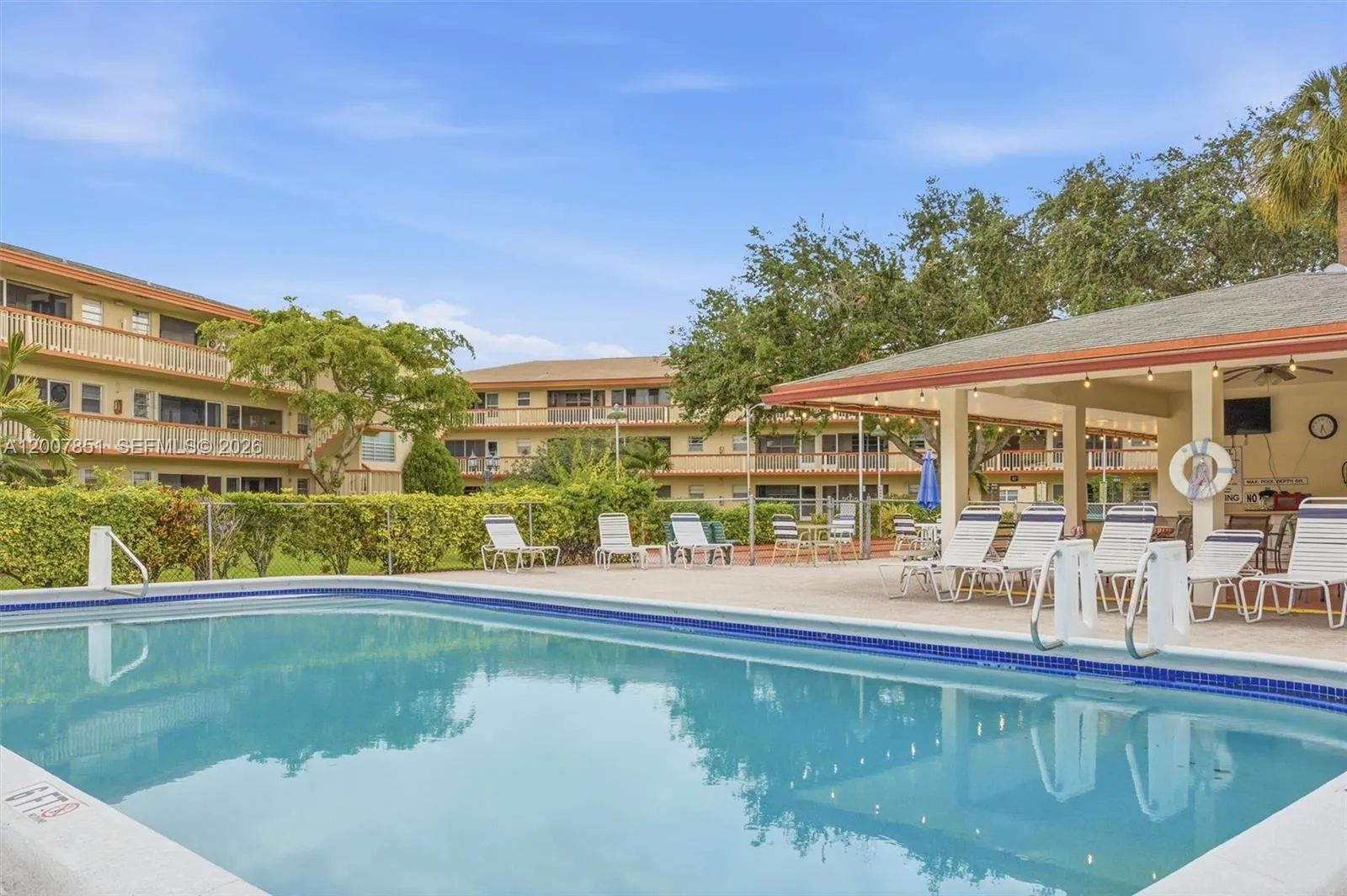 5300 Washington St G323, Hollywood, Florida 33021, Hollywood, Florida 33021, 2 Bedrooms Bedrooms, ,1 BathroomBathrooms,Residential,For Sale,5300 Washington St G323, Hollywood, Florida 33021,A12007851