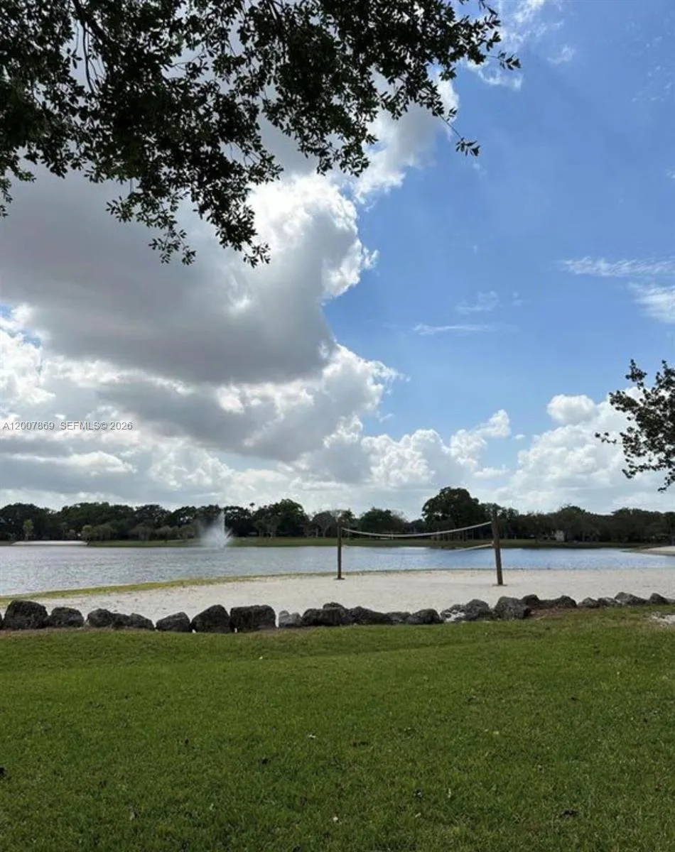 15570 Sw 105th Ln 1718, Miami, Florida 33196, Miami, Florida 33196, 1 Bedroom Bedrooms, ,1 BathroomBathrooms,Residential Lease,For Rent,15570 Sw 105th Ln 1718, Miami, Florida 33196,A12007869