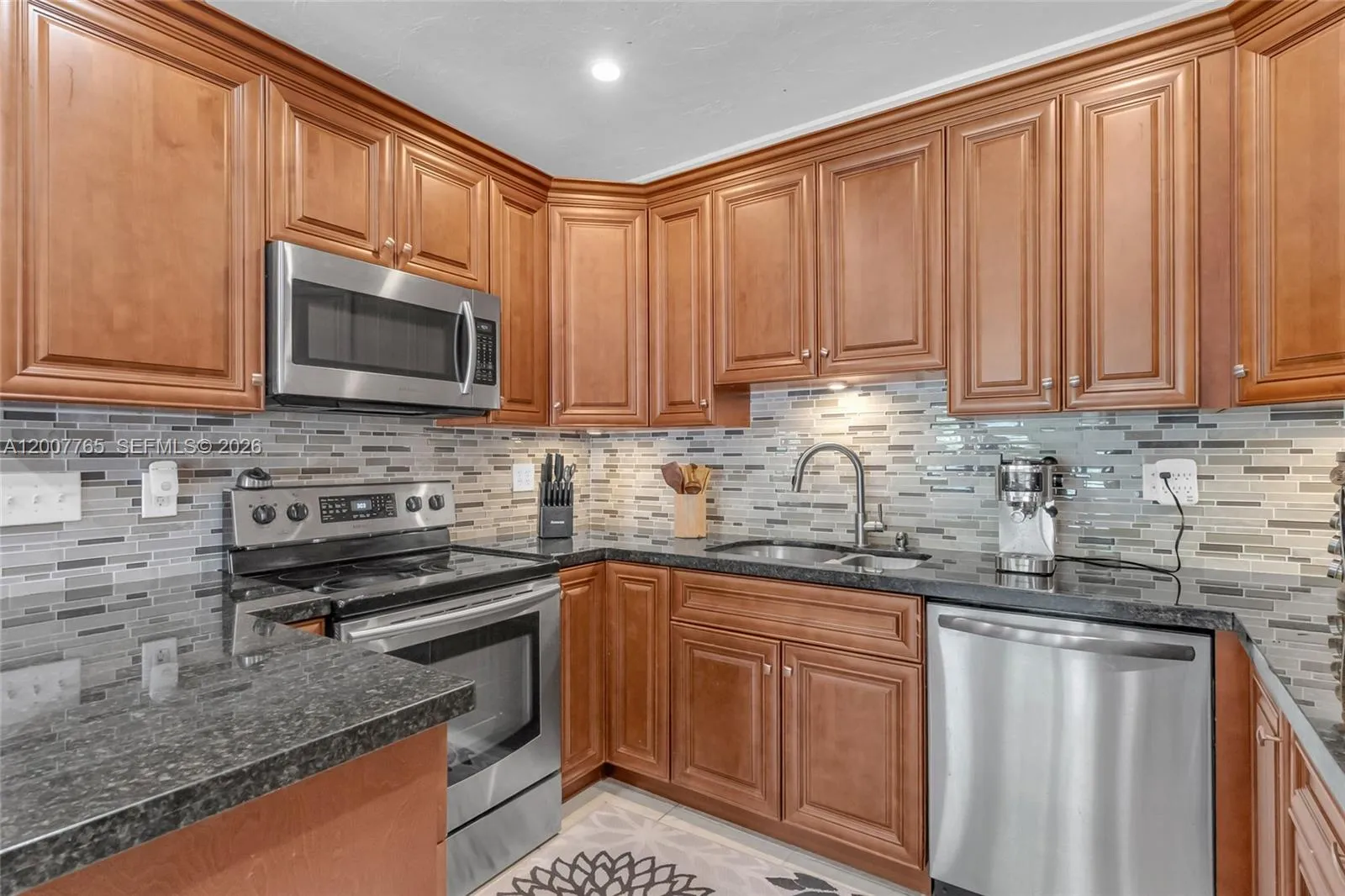 921 N 31st Ct, Hollywood, Florida 33021, Hollywood, Florida 33021, 3 Bedrooms Bedrooms, ,2 BathroomsBathrooms,Residential,For Sale,921 N 31st Ct, Hollywood, Florida 33021,A12007765