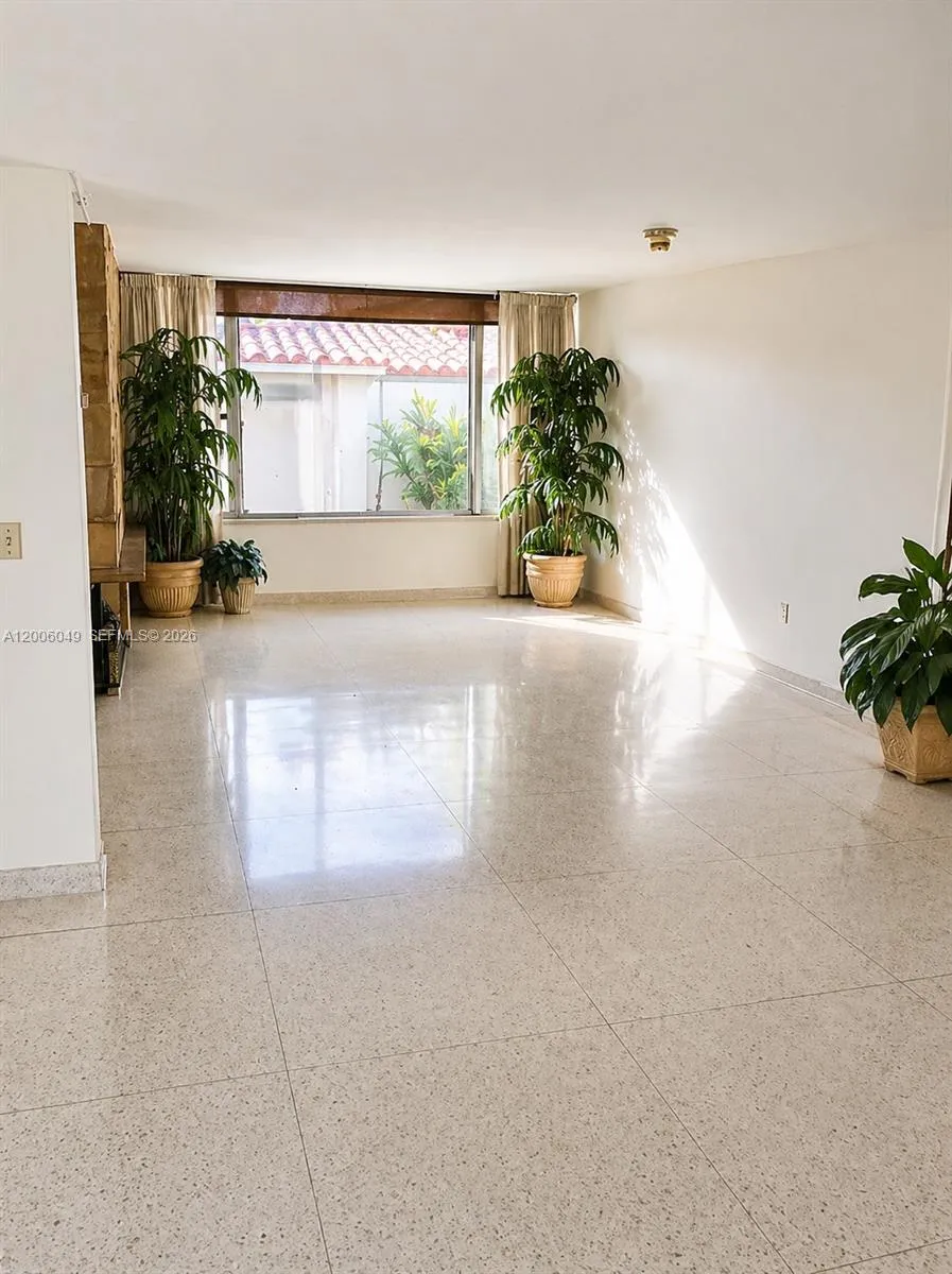 9205 Byron Ave, Surfside, Florida 33154, Surfside, Florida 33154, 3 Bedrooms Bedrooms, ,3 BathroomsBathrooms,Residential,For Sale,9205 Byron Ave, Surfside, Florida 33154,A12006049