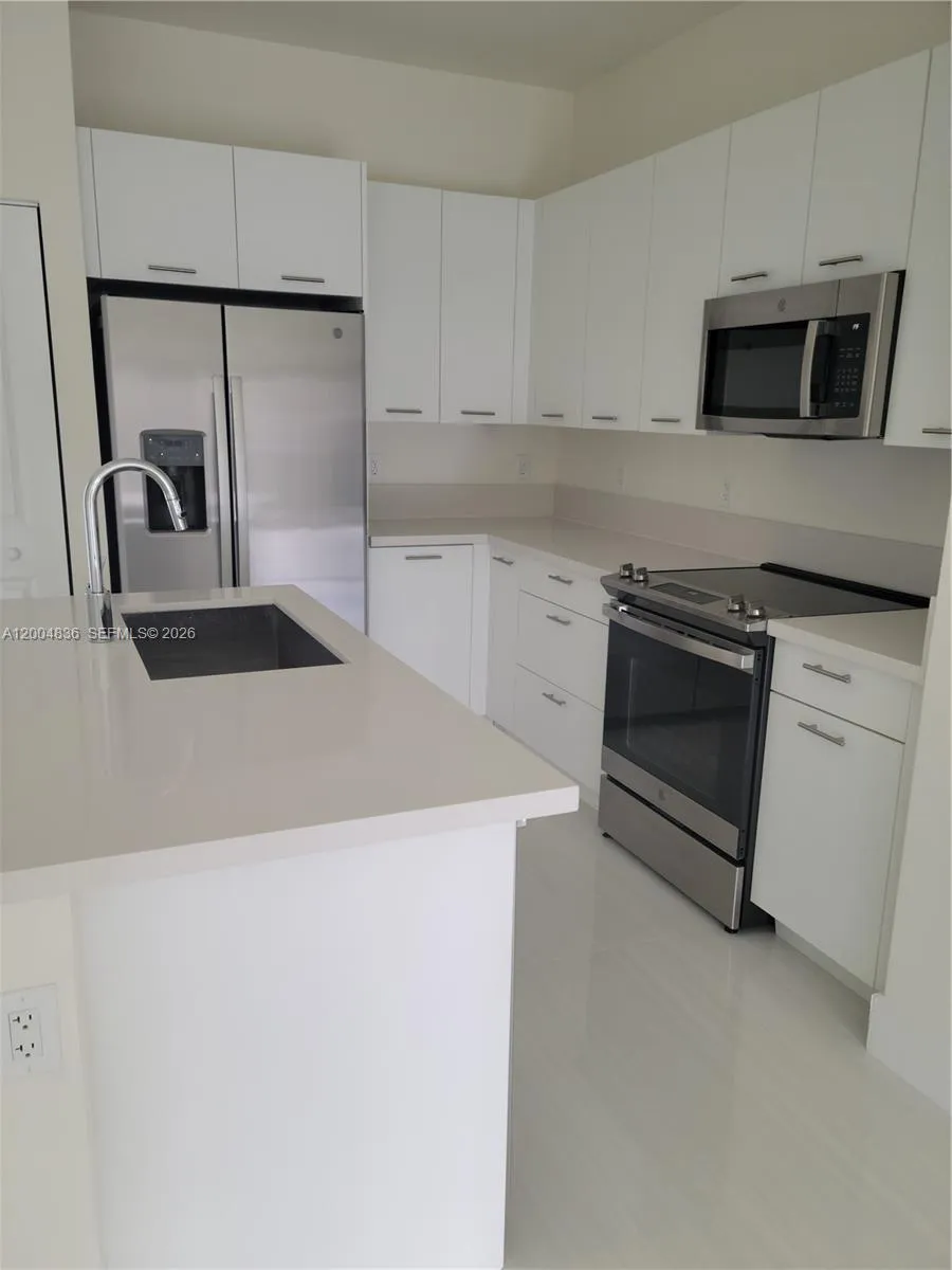 8167 Nw 41st St E-109, Doral, Florida 33166, Doral, Florida 33166, 2 Bedrooms Bedrooms, ,2 BathroomsBathrooms,Residential,For Sale,8167 Nw 41st St E-109, Doral, Florida 33166,A12004836