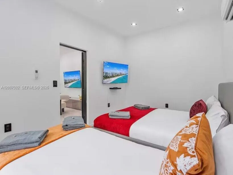 545 Nw 52nd St, Miami, Florida 33127, Miami, Florida 33127, 4 Bedrooms Bedrooms, ,2 BathroomsBathrooms,Residential,For Sale,545 Nw 52nd St, Miami, Florida 33127,A12007592