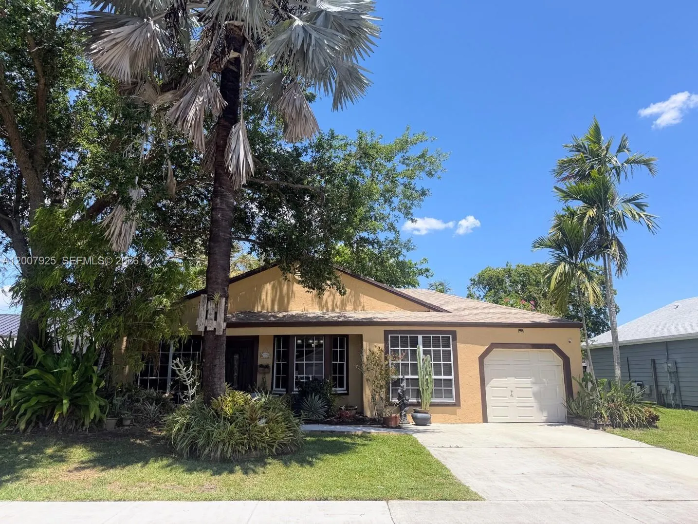 13541 Sw 10th Pl, Davie, Florida 33325, Davie, Florida 33325, 3 Bedrooms Bedrooms, ,2 BathroomsBathrooms,Residential,For Sale,13541 Sw 10th Pl, Davie, Florida 33325,A12007925