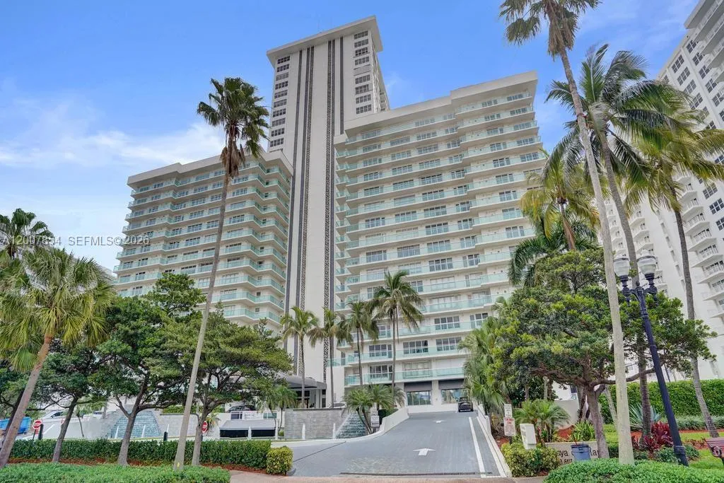 3900 Galt Ocean Dr 1615, Fort Lauderdale, Florida, Fort Lauderdale, Florida 33308, 2 Bedrooms Bedrooms, ,2 BathroomsBathrooms,Residential,For Sale,3900 Galt Ocean Dr 1615, Fort Lauderdale, Florida ,A12007854