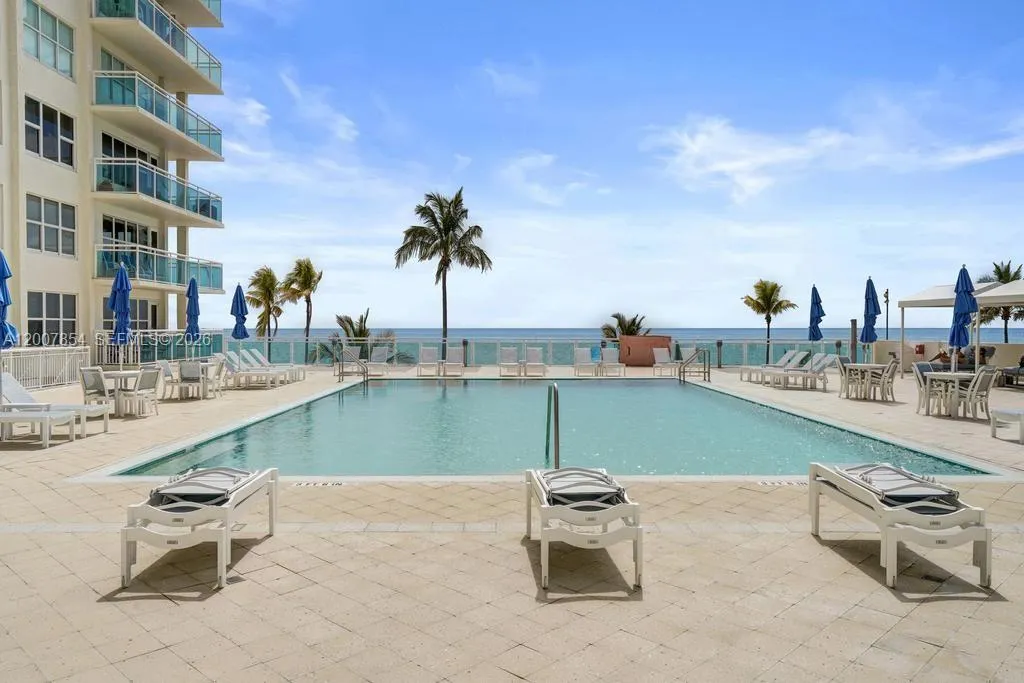 3900 Galt Ocean Dr 1615, Fort Lauderdale, Florida, Fort Lauderdale, Florida 33308, 2 Bedrooms Bedrooms, ,2 BathroomsBathrooms,Residential,For Sale,3900 Galt Ocean Dr 1615, Fort Lauderdale, Florida ,A12007854