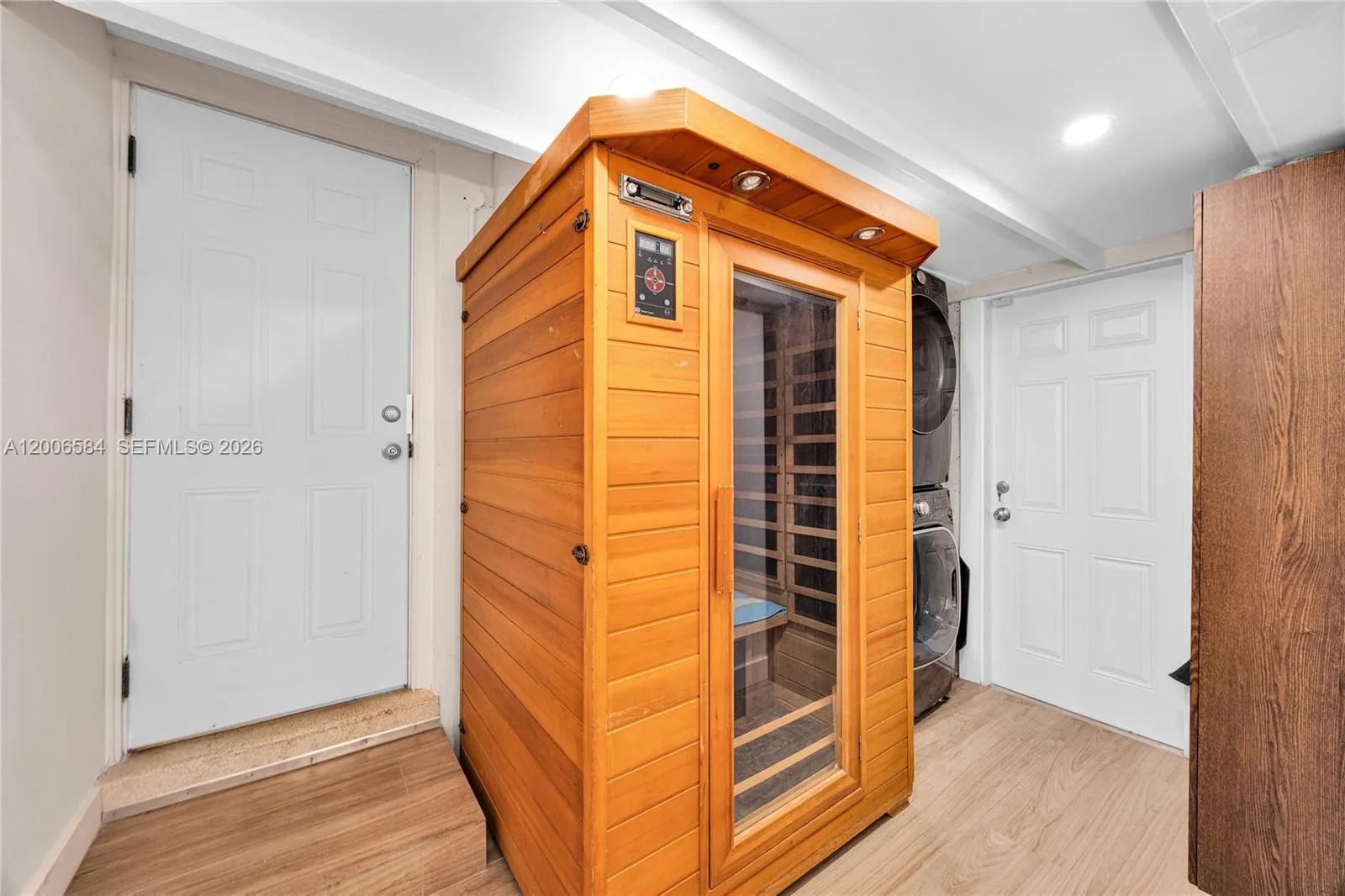 saua and Laundry Room