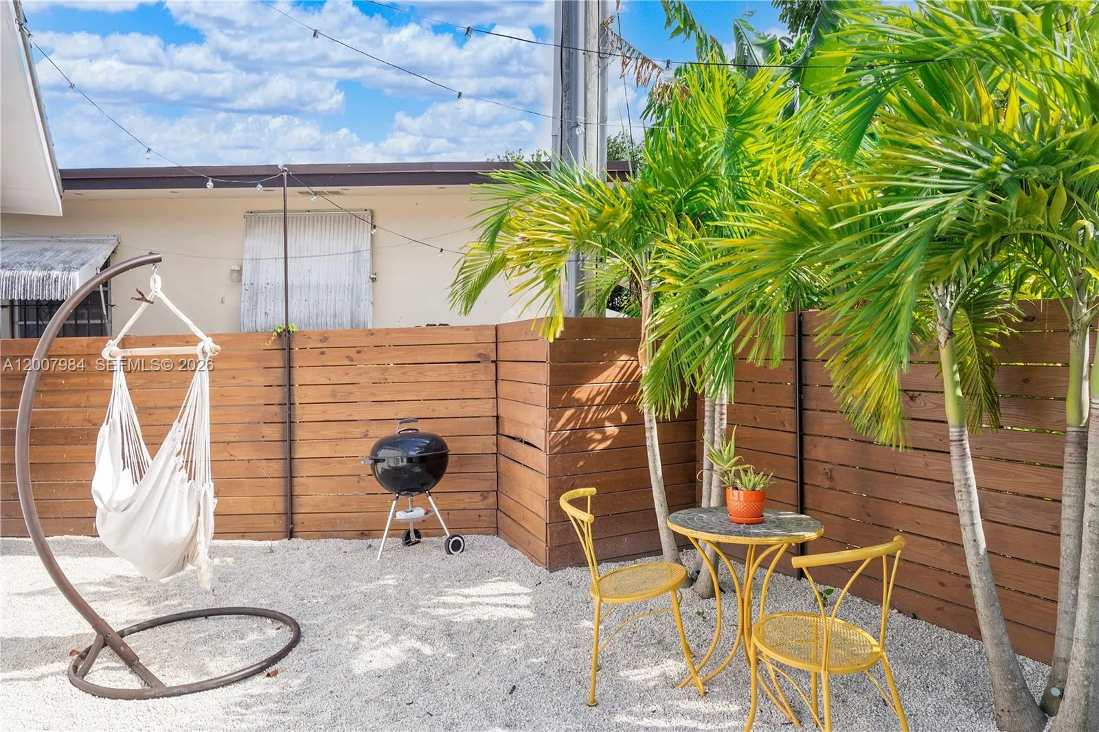 2380 Ne 137th St Right, North Miami Beach, Florida, North Miami Beach, Florida 33181, 1 Bedroom Bedrooms, ,1 BathroomBathrooms,Residential Lease,For Rent,2380 Ne 137th St Right, North Miami Beach, Florida,A12007984