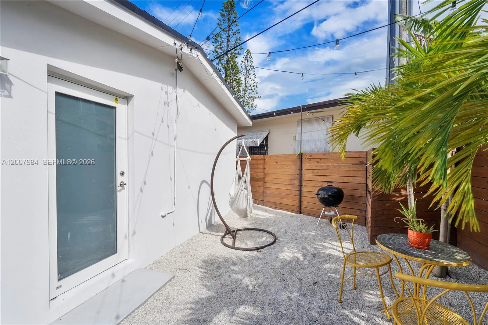 2380 Ne 137th St Right, North Miami Beach, Florida, North Miami Beach, Florida 33181, 1 Bedroom Bedrooms, ,1 BathroomBathrooms,Residential Lease,For Rent,2380 Ne 137th St Right, North Miami Beach, Florida,A12007984