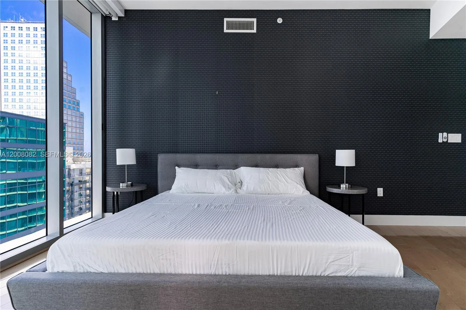 200 Biscayne Boulevard Way 5001, Miami, Florida 33, Miami, Florida 33131, 3 Bedrooms Bedrooms, ,3 BathroomsBathrooms,Residential Lease,For Rent,200 Biscayne Boulevard Way 5001, Miami, Florida 33,A12008082