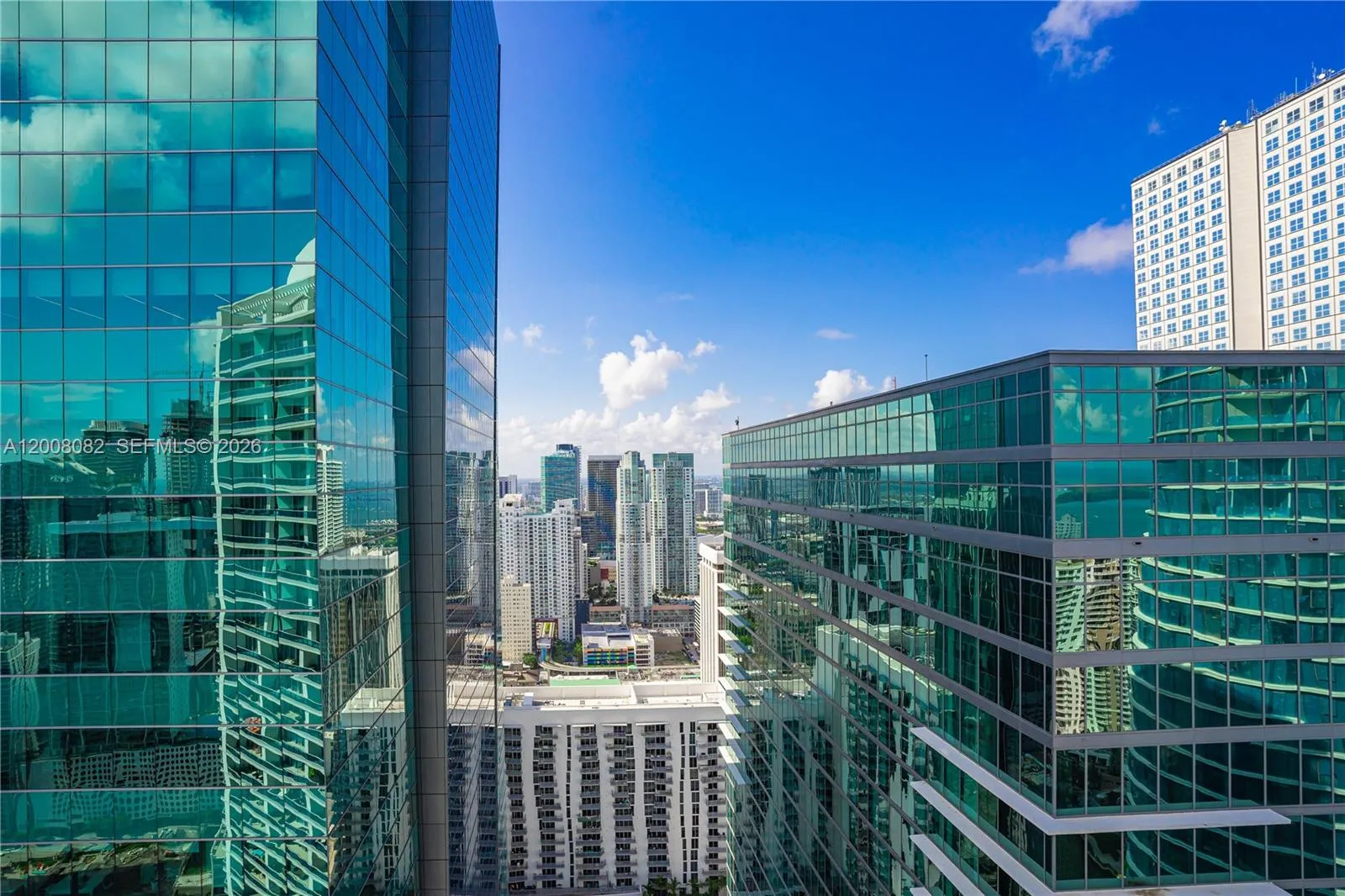 200 Biscayne Boulevard Way 5001, Miami, Florida 33, Miami, Florida 33131, 3 Bedrooms Bedrooms, ,3 BathroomsBathrooms,Residential Lease,For Rent,200 Biscayne Boulevard Way 5001, Miami, Florida 33,A12008082