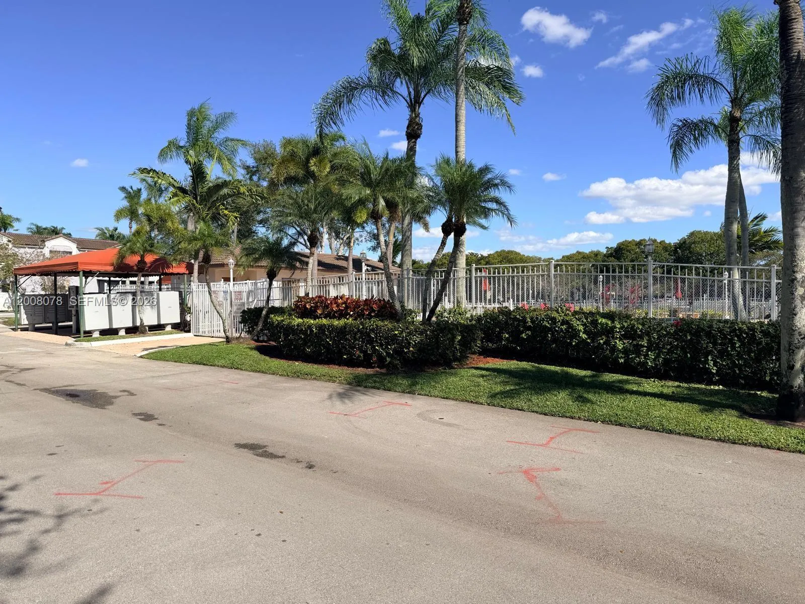 11509 Nw 10th St 11509, Pembroke Pines, Florida 33, Pembroke Pines, Florida 33026, 2 Bedrooms Bedrooms, ,2 BathroomsBathrooms,Residential,For Sale,11509 Nw 10th St 11509, Pembroke Pines, Florida 33,A12008078