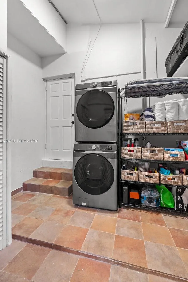 11790 Ne 8th Ave, Biscayne Park, Florida 33161, Biscayne Park, Florida 33161, 3 Bedrooms Bedrooms, ,2 BathroomsBathrooms,Residential,For Sale,11790 Ne 8th Ave, Biscayne Park, Florida 33161,A12007745