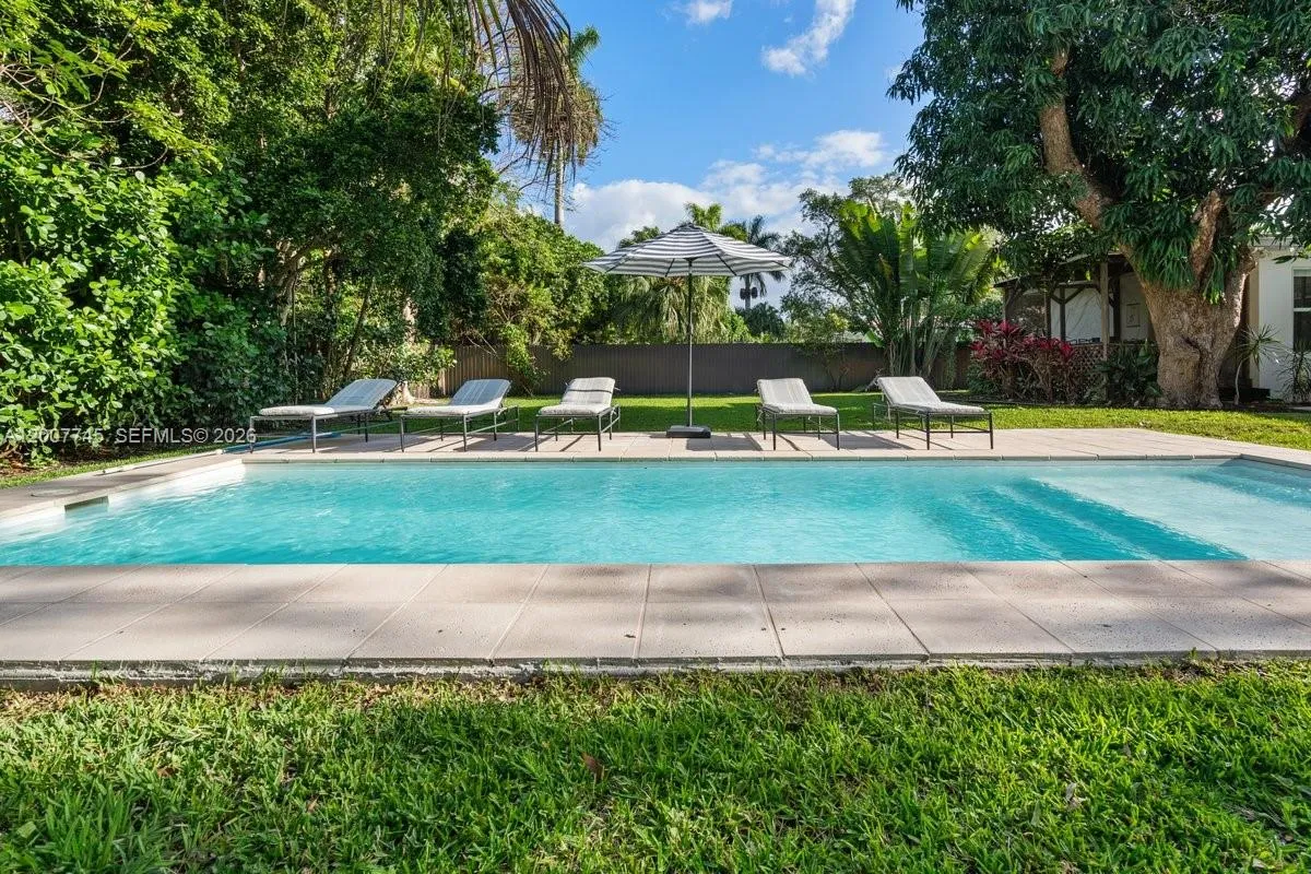 11790 Ne 8th Ave, Biscayne Park, Florida 33161, Biscayne Park, Florida 33161, 3 Bedrooms Bedrooms, ,2 BathroomsBathrooms,Residential,For Sale,11790 Ne 8th Ave, Biscayne Park, Florida 33161,A12007745