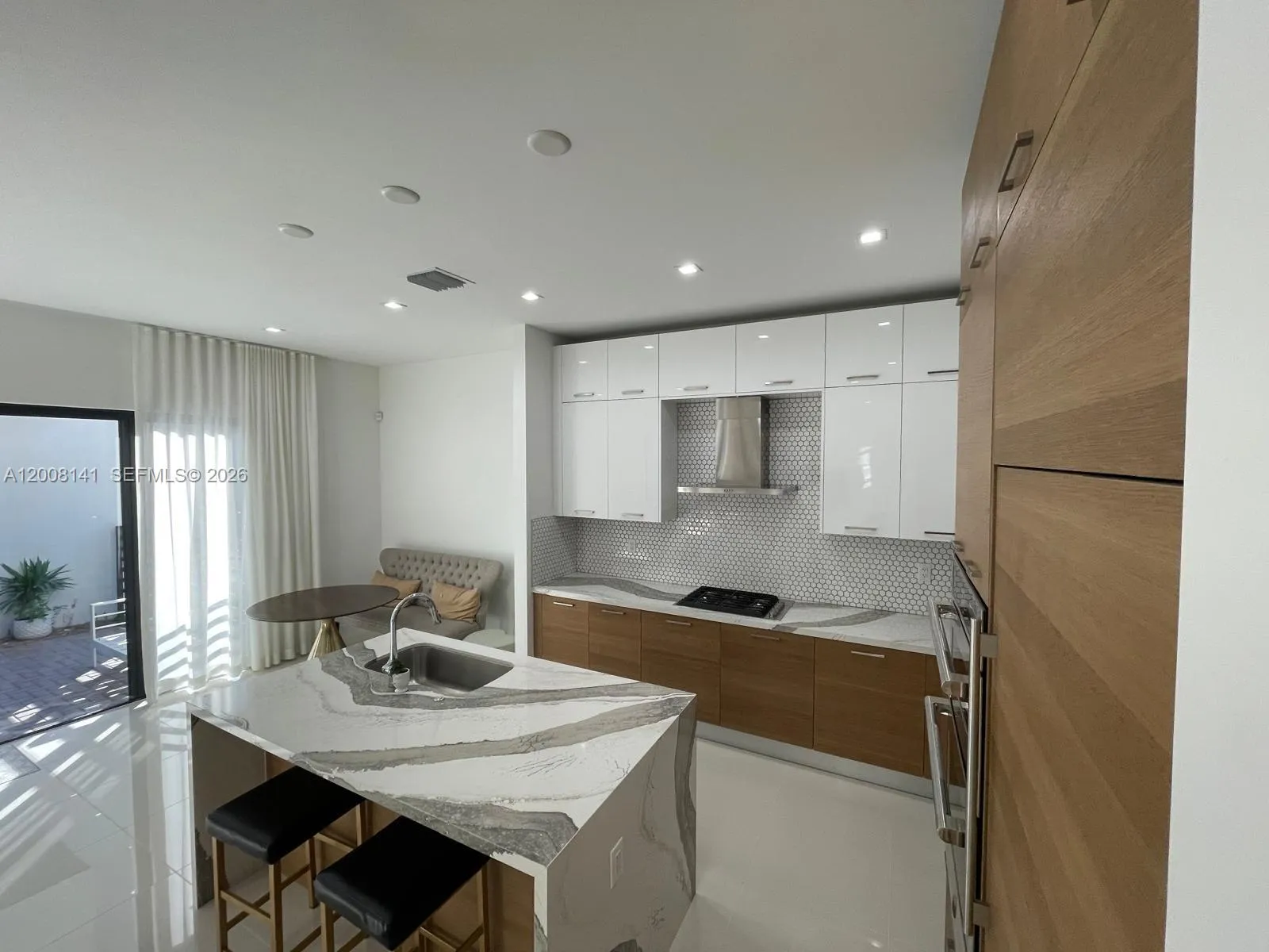 8283 Nw 44th St, Doral, Florida 33166, Doral, Florida 33166, 3 Bedrooms Bedrooms, ,3 BathroomsBathrooms,Residential Lease,For Rent,8283 Nw 44th St, Doral, Florida 33166,A12008141
