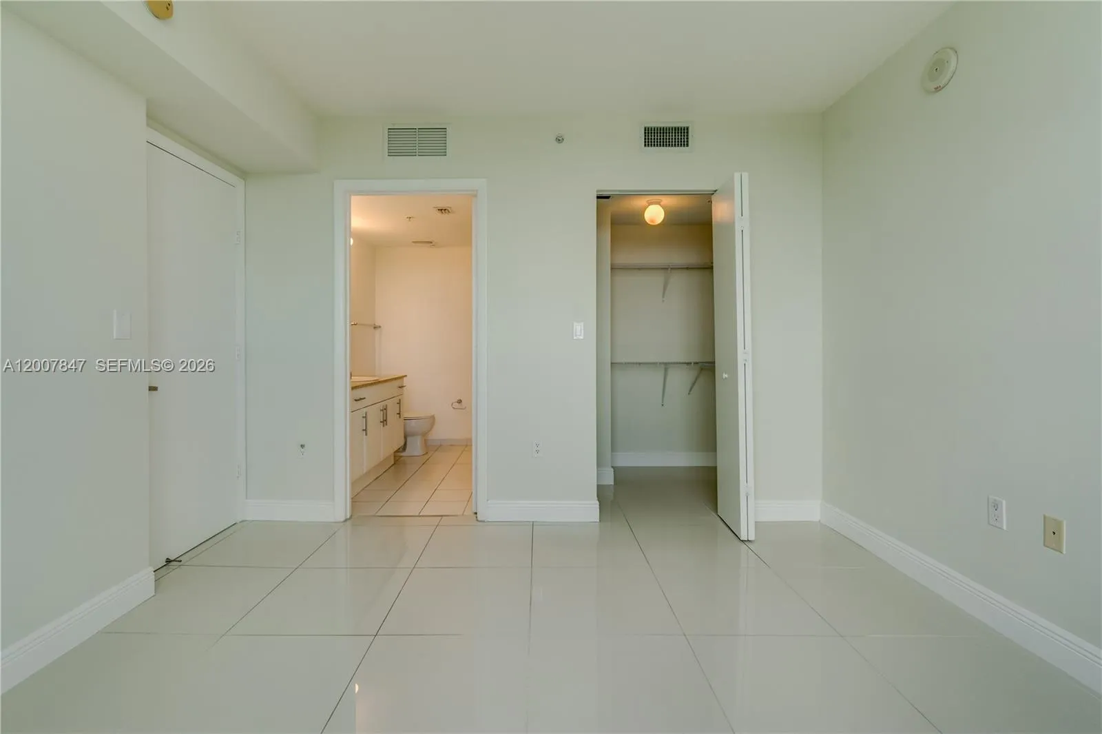 1871 Nw S River Dr 802, Miami, Florida 33125, Miami, Florida 33125, 2 Bedrooms Bedrooms, ,2 BathroomsBathrooms,Residential,For Sale,1871 Nw S River Dr 802, Miami, Florida 33125,A12007847