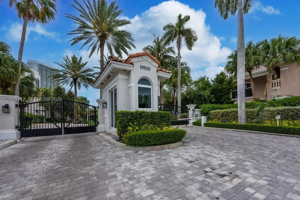 3949 194th Ln, Sunny Isles Beach, Florida 33160, Sunny Isles Beach, Florida 33160, 4 Bedrooms Bedrooms, ,3 BathroomsBathrooms,Residential,For Sale,3949 194th Ln, Sunny Isles Beach, Florida 33160,A12008142