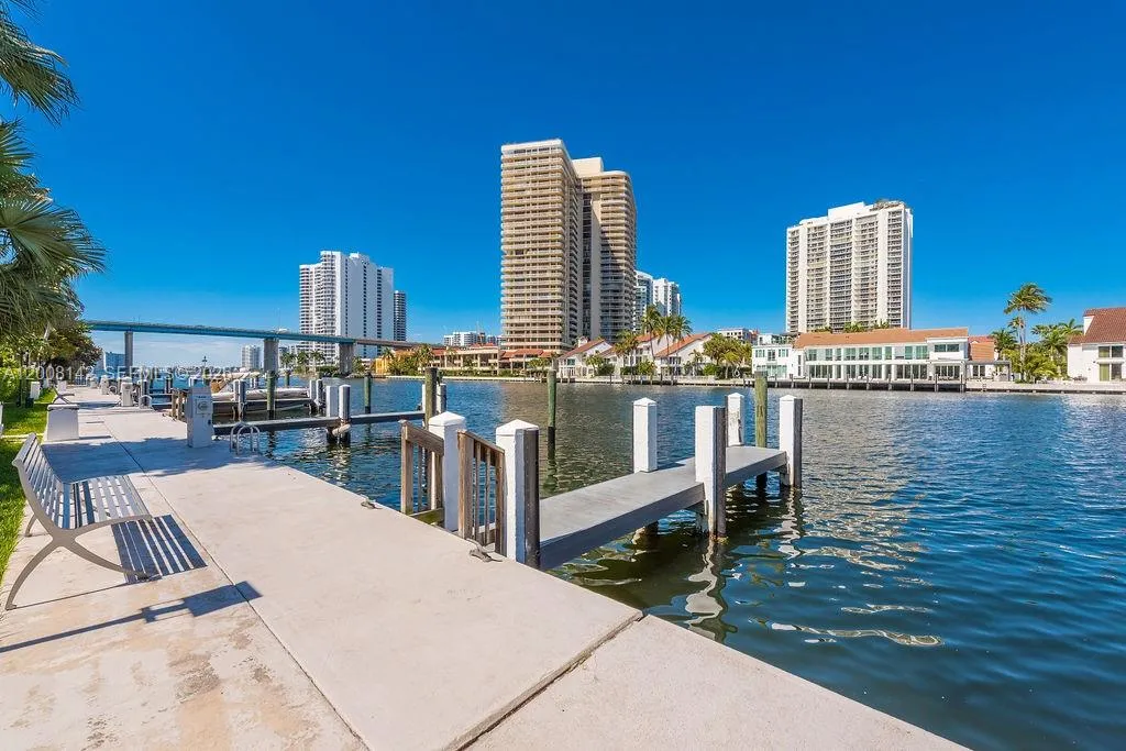 3949 194th Ln, Sunny Isles Beach, Florida 33160, Sunny Isles Beach, Florida 33160, 4 Bedrooms Bedrooms, ,3 BathroomsBathrooms,Residential,For Sale,3949 194th Ln, Sunny Isles Beach, Florida 33160,A12008142