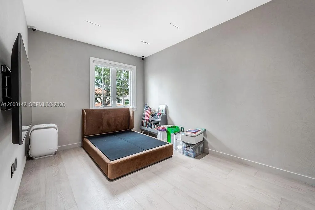 3949 194th Ln, Sunny Isles Beach, Florida 33160, Sunny Isles Beach, Florida 33160, 4 Bedrooms Bedrooms, ,3 BathroomsBathrooms,Residential,For Sale,3949 194th Ln, Sunny Isles Beach, Florida 33160,A12008142