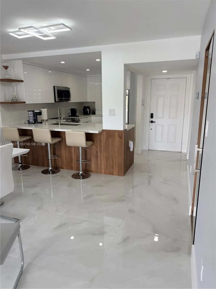 601 Sw 113th Way 601, Pembroke Pines, Florida 3302, Pembroke Pines, Florida 33025, 2 Bedrooms Bedrooms, ,2 BathroomsBathrooms,Residential,For Sale,601 Sw 113th Way 601, Pembroke Pines, Florida 3302,A12007121