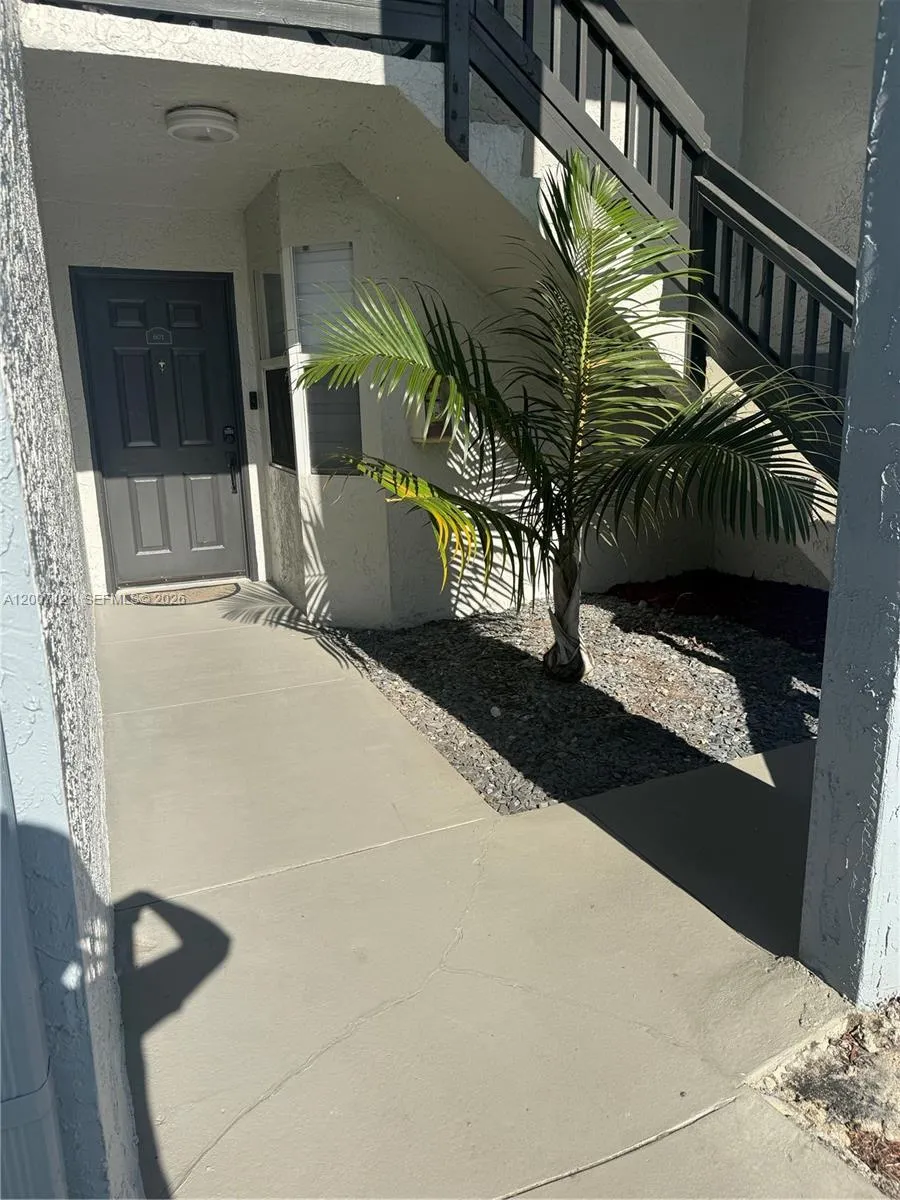 601 Sw 113th Way 601, Pembroke Pines, Florida 3302, Pembroke Pines, Florida 33025, 2 Bedrooms Bedrooms, ,2 BathroomsBathrooms,Residential,For Sale,601 Sw 113th Way 601, Pembroke Pines, Florida 3302,A12007121