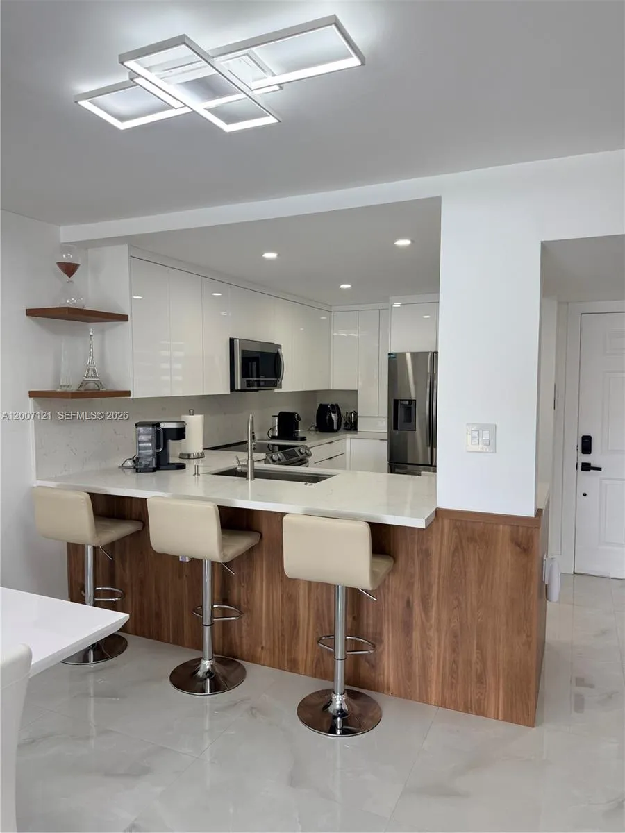 601 Sw 113th Way 601, Pembroke Pines, Florida 3302, Pembroke Pines, Florida 33025, 2 Bedrooms Bedrooms, ,2 BathroomsBathrooms,Residential,For Sale,601 Sw 113th Way 601, Pembroke Pines, Florida 3302,A12007121