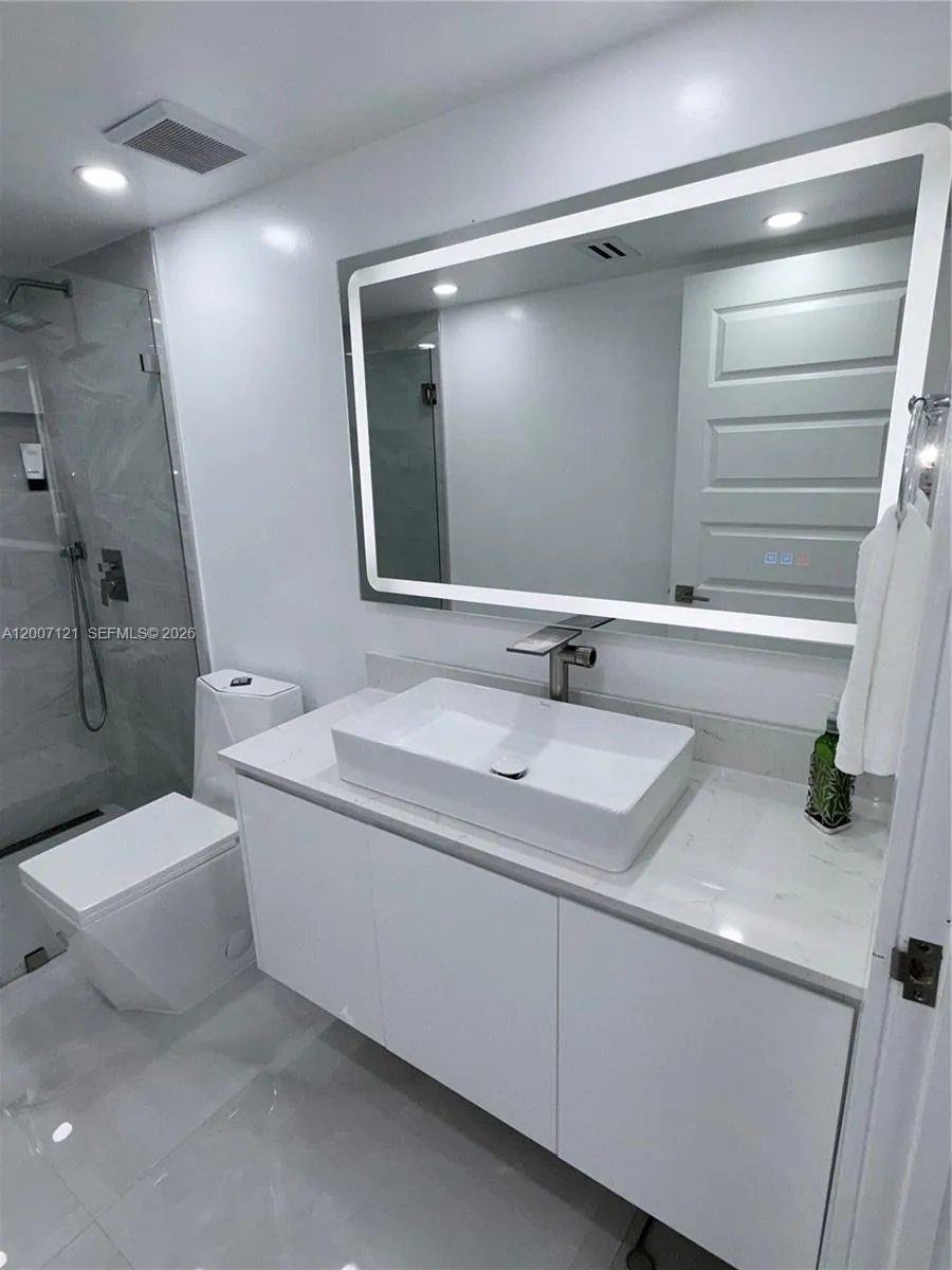 601 Sw 113th Way 601, Pembroke Pines, Florida 3302, Pembroke Pines, Florida 33025, 2 Bedrooms Bedrooms, ,2 BathroomsBathrooms,Residential,For Sale,601 Sw 113th Way 601, Pembroke Pines, Florida 3302,A12007121