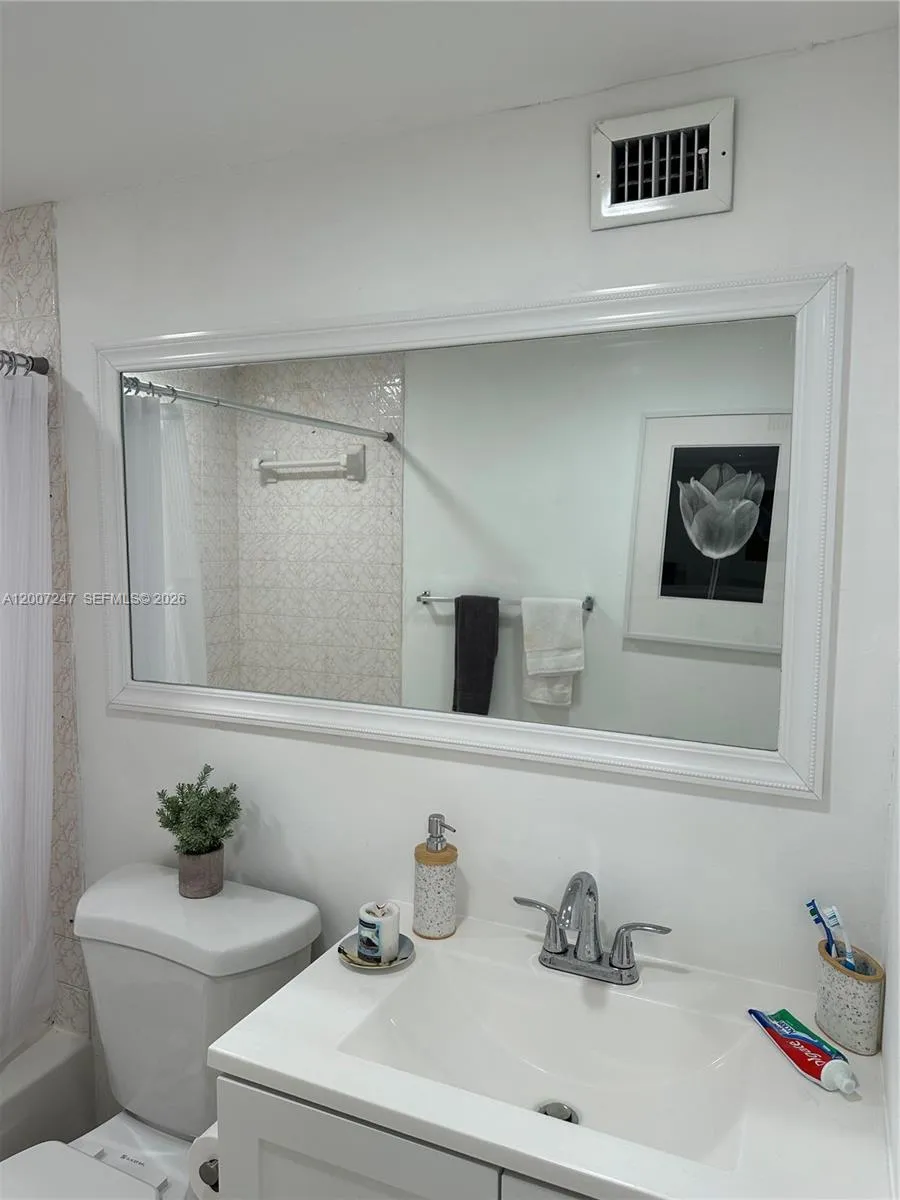 2100 Sans Souci Blvd B811, North Miami, Florida 33, North Miami, Florida 33181, 2 Bedrooms Bedrooms, ,2 BathroomsBathrooms,Residential,For Sale,2100 Sans Souci Blvd B811, North Miami, Florida 33,A12007247