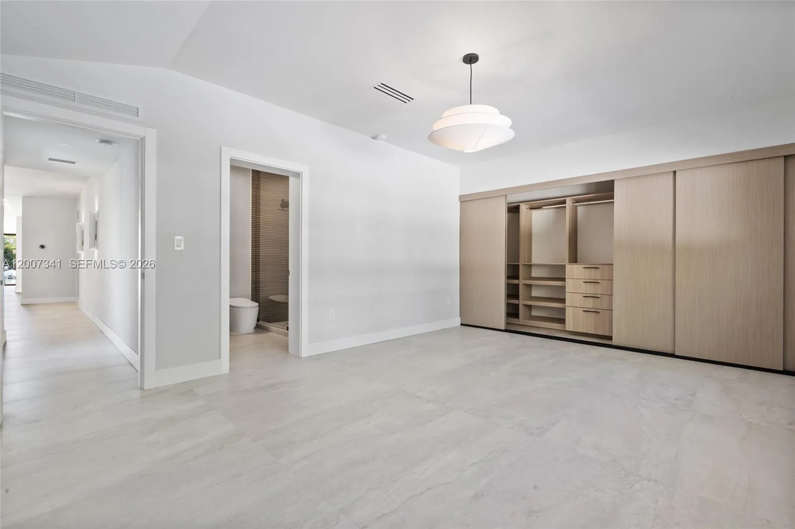 550 S Shore Dr, Miami Beach, Florida 33141, Miami Beach, Florida 33141, 4 Bedrooms Bedrooms, ,4 BathroomsBathrooms,Residential,For Sale,550 S Shore Dr, Miami Beach, Florida 33141,A12007341