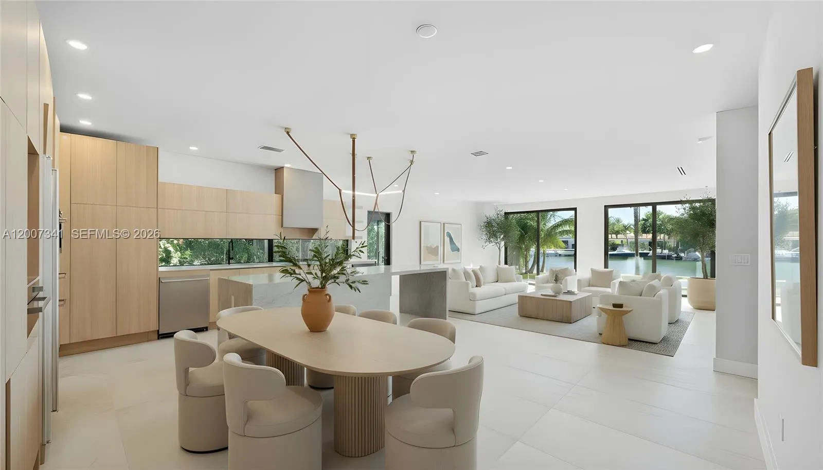 550 S Shore Dr, Miami Beach, Florida 33141, Miami Beach, Florida 33141, 4 Bedrooms Bedrooms, ,4 BathroomsBathrooms,Residential,For Sale,550 S Shore Dr, Miami Beach, Florida 33141,A12007341