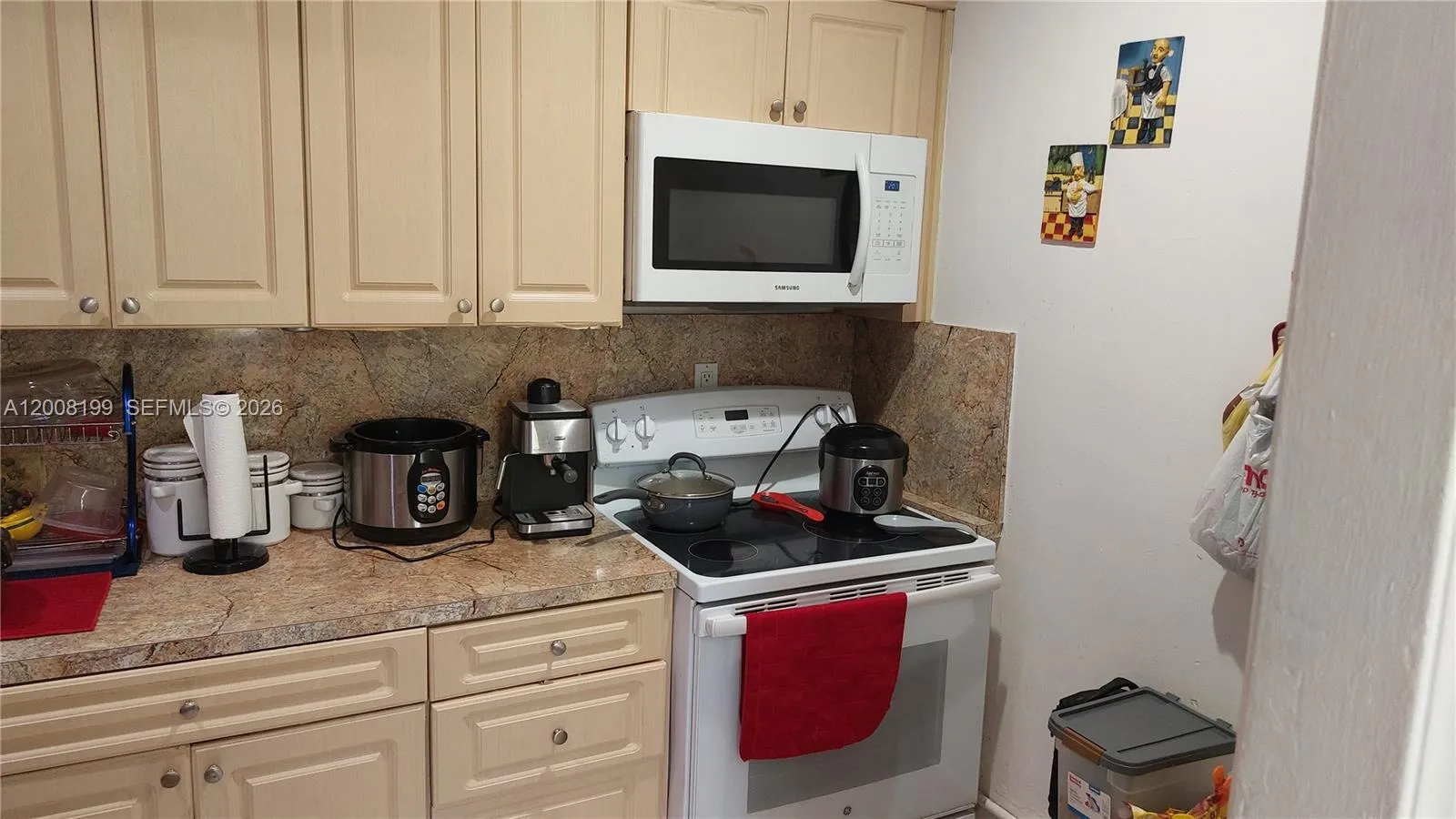 3087 Sw 5th St, Miami, Florida 33135, Miami, Florida 33135, 2 Bedrooms Bedrooms, ,1 BathroomBathrooms,Residential,For Sale,3087 Sw 5th St, Miami, Florida 33135,A12008199