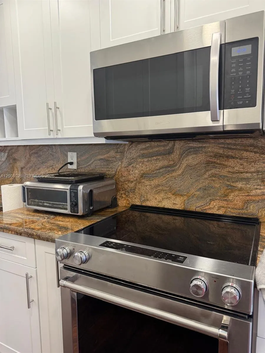 8208 Nw 9th Ct 1, Plantation, Florida 33324, Plantation, Florida 33324, 4 Bedrooms Bedrooms, ,2 BathroomsBathrooms,Residential,For Sale,8208 Nw 9th Ct 1, Plantation, Florida 33324,A12008026